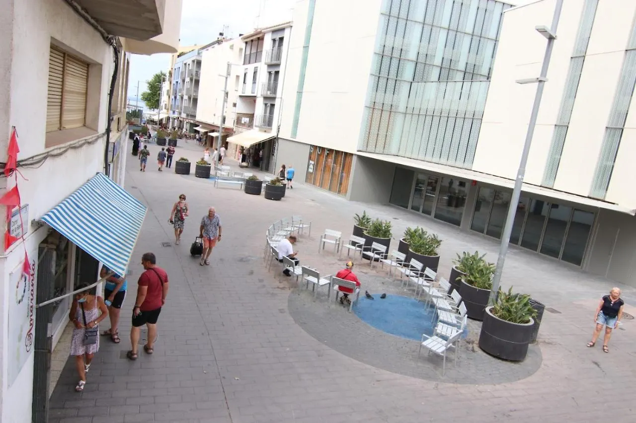 Roses Centre Platja 2 Apartment 0*,  Spain